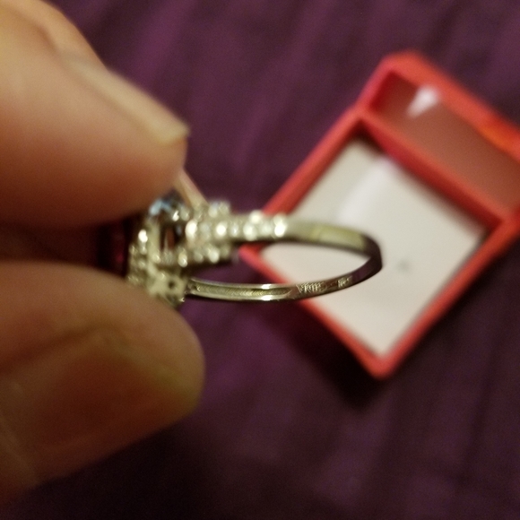 Gorgeous AAA CZ Ruby - Picture 4 of 4